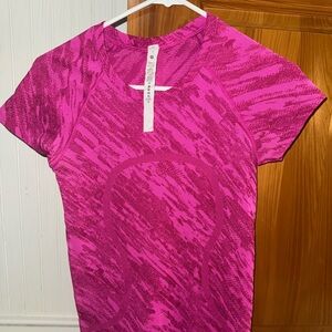 Size 4 Lululemon swiftly tech